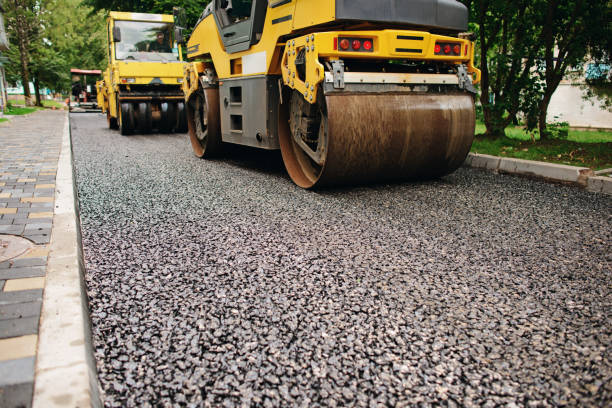 Best Driveway Pavers Near Me  in Oconomowoc, WI